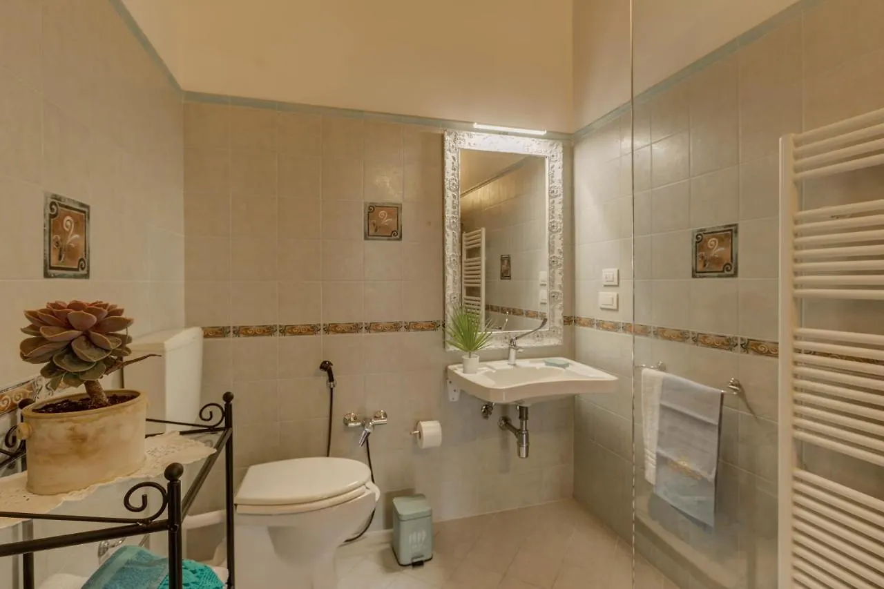 La Grotta Dell'Eremita Villa Gambassi Terme 0*,  Italië